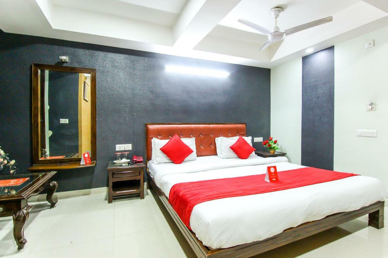 Hotel Seven Ahmedabad Exterior foto